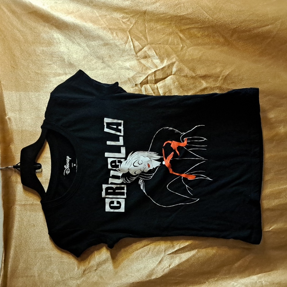 Disney Cruella Deville tee